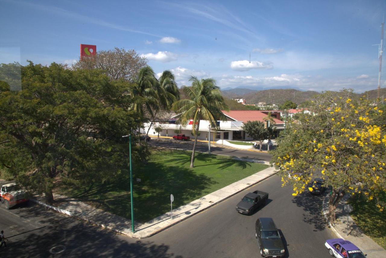 Am Hotel Y Plaza Huatulco Buitenkant foto